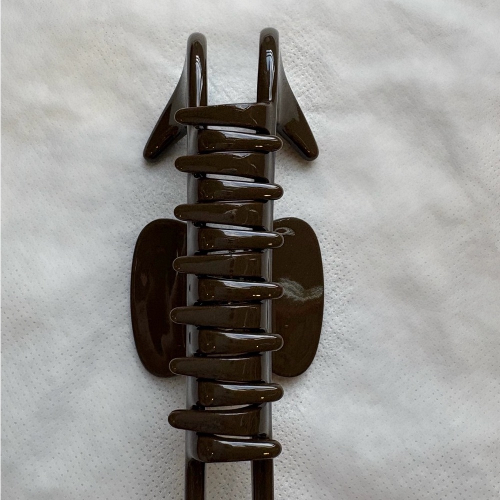 SKIMS Nike Hair Clip - Dark Brown | Limited Edition LA Store - Picture 4 of 6